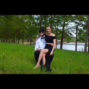 Meet your Posher, Abigail